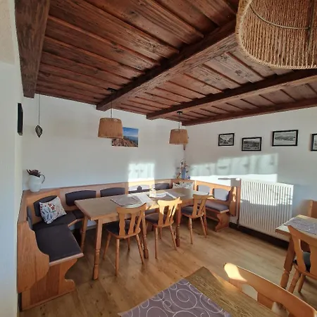 Gaestehaus Kuchler Lam