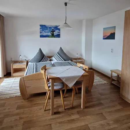 Gaestehaus Kuchler Maison d'hôtes 3*