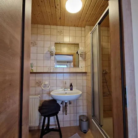 Gaestehaus Kuchler بيت ضيافة